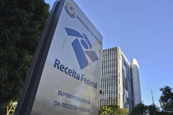 Após o feriado de outubro, empresas devem redobrar a atenção aos prazos fiscais e tributários